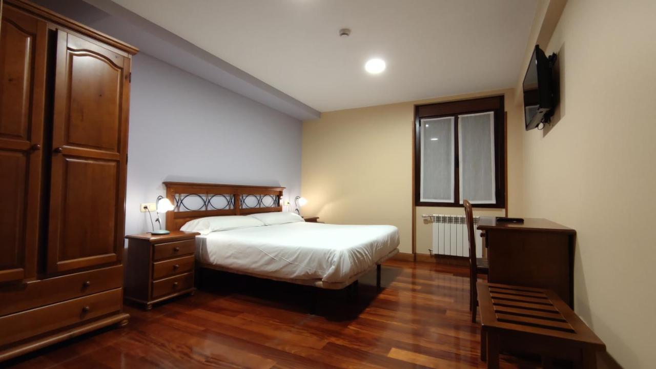 Ostatu Zegama Hotel Ngoại thất bức ảnh